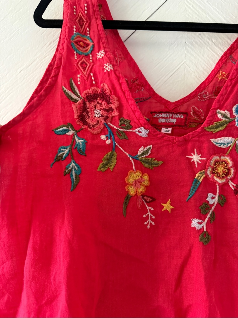 Johnny Was Embroidered Red Sleeveless V-Neck Tank - Picture 5 of 6